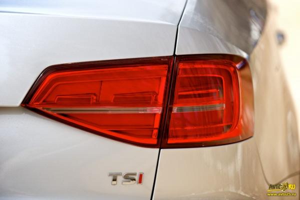 Германский андроид: тест-драйв Volkswagen Jetta